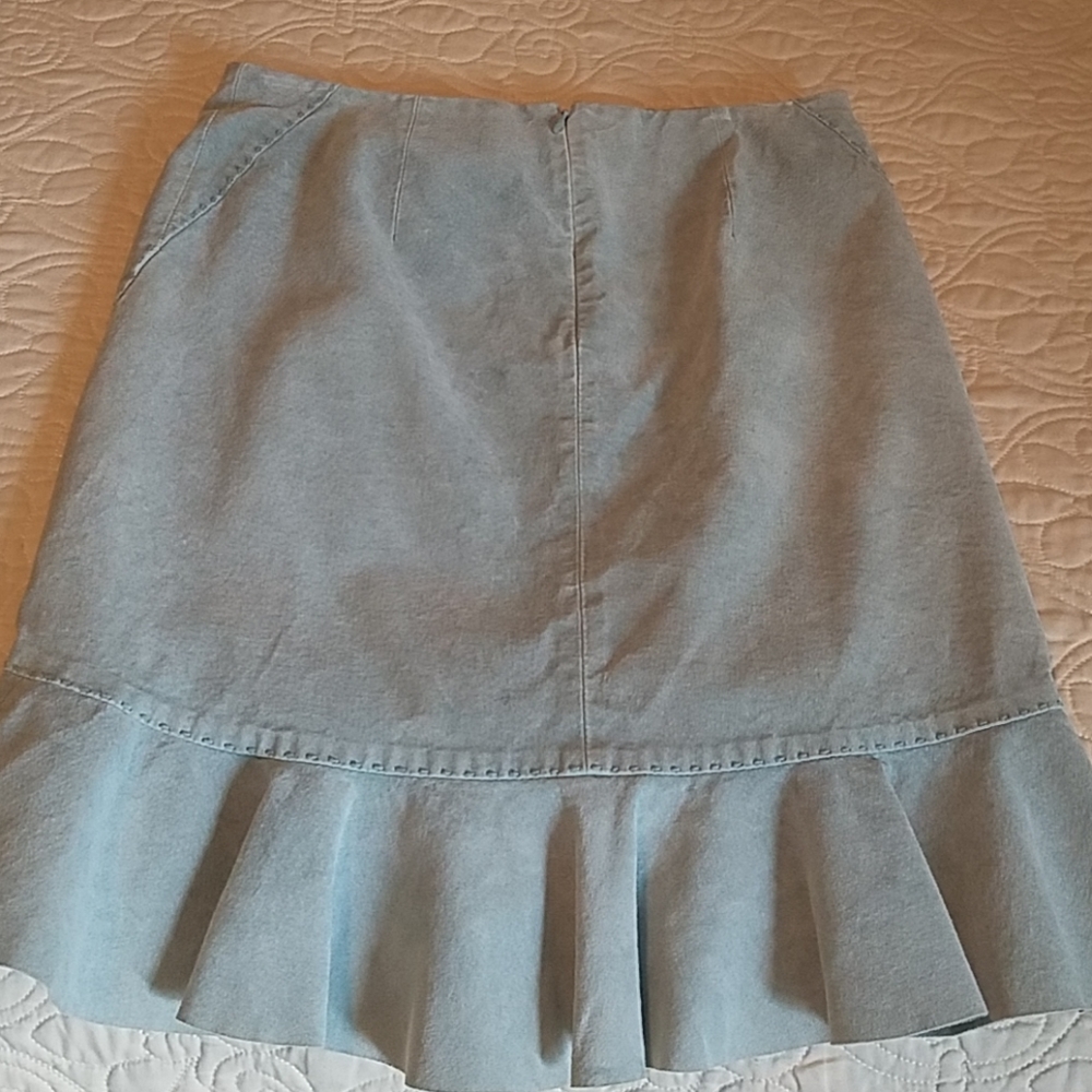 Suede ruffled skirt